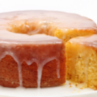 Bolo de fubá com nosso doce de cupuaçu e gengibre